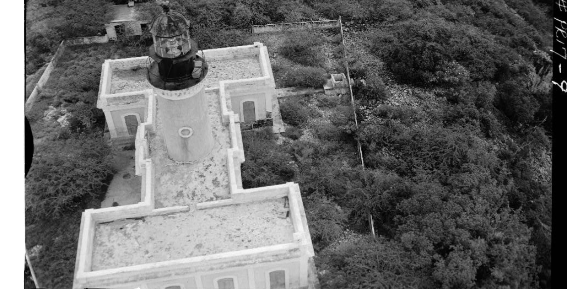 4.	Aerial view from the northeast of the Caja de Muerto Light in 1980. (Library of Congress)