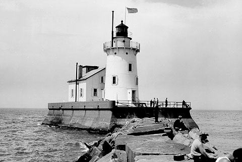 Image of the lighthouse located on Cleveland Harbor’s West Pier. (Coast Guard Collection)